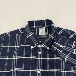 Brooks Brothers 1818 Men's Medium Blue White Plaid Long Sleeve Button Down Shirt